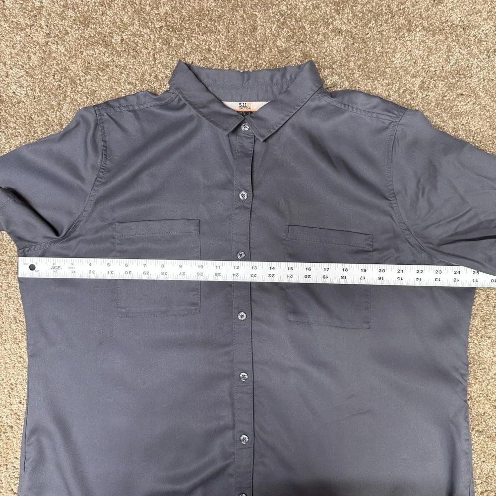 5.11 Tactical Short Sleeve Shirt Celia Mens XL Gray Tail Hem Pleated Button Up